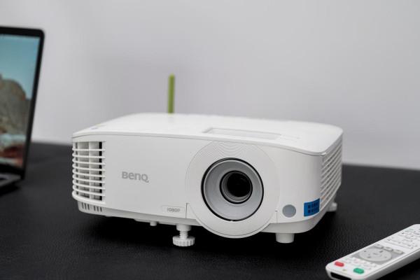 明基E580智慧投影儀使用經驗分享:化簡為繁,輕鬆開會 明基E580智慧投影儀使用經驗分享:化簡為繁,輕鬆開會