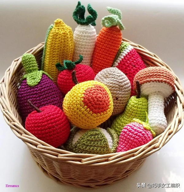 用零線就把蔬菜水果鉤得如此逼真，比新鮮的還要美
