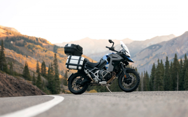 &quot;五虎上將&quot;齊登場，TRIUMPH釋出2022款TIGER 1200車系，更輕更強大