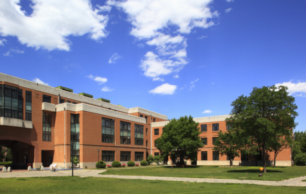 浙江3所優秀的高中，被清華列為“生源基地”，受到當地學生追捧