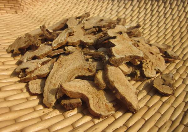 嗓子痰多，咳嗽，送你兩味中藥泡水，一個化痰，一個健脾