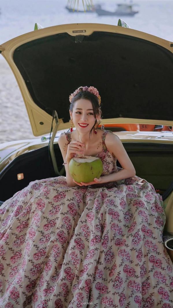 美到可以直接當桌布的圖＃迪麗熱巴＃