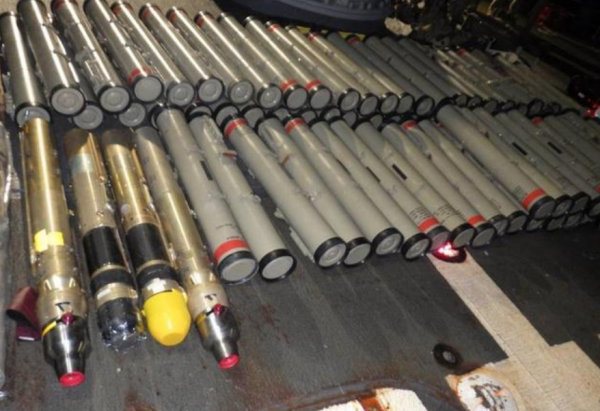 千把支槍、20多萬發子彈,美軍這點繳獲簡直不值一提,伊朗有的是 千把支槍、20多萬發子彈,美軍這點繳獲簡直不值一提,伊朗有的是