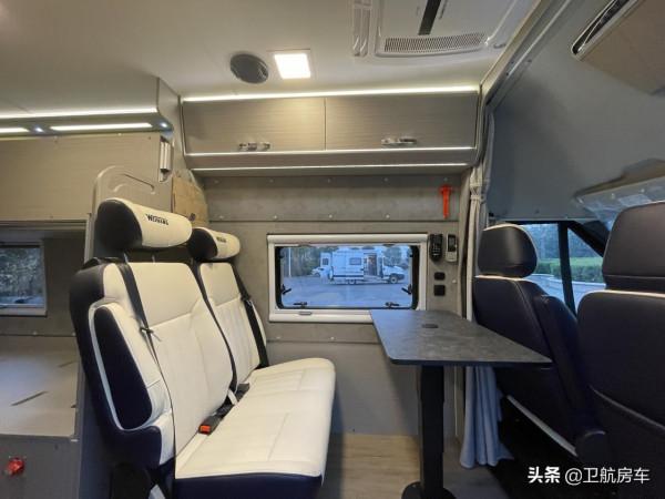 F590 五座商務款，無吧檯大空間