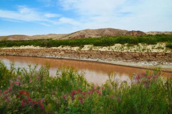 老臘西北行之二《湛藍的湖》 老臘西北行之二《湛藍的湖》