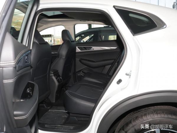 品質線上，顏值及正義，高配低油耗，實拍長安CS85 COUPE