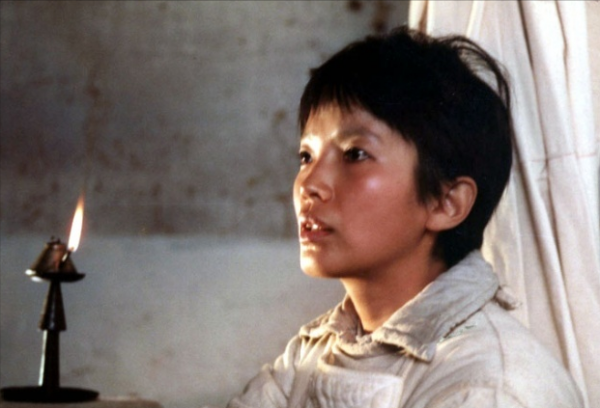 “悲傷”的呂麗萍：一婚張豐毅，二婚足球評論員，42歲嫁孫海英