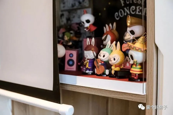 90後朝陽夫妻拒絕斷舍離，把60㎡的家裝成ZAKKA風，治癒又實用