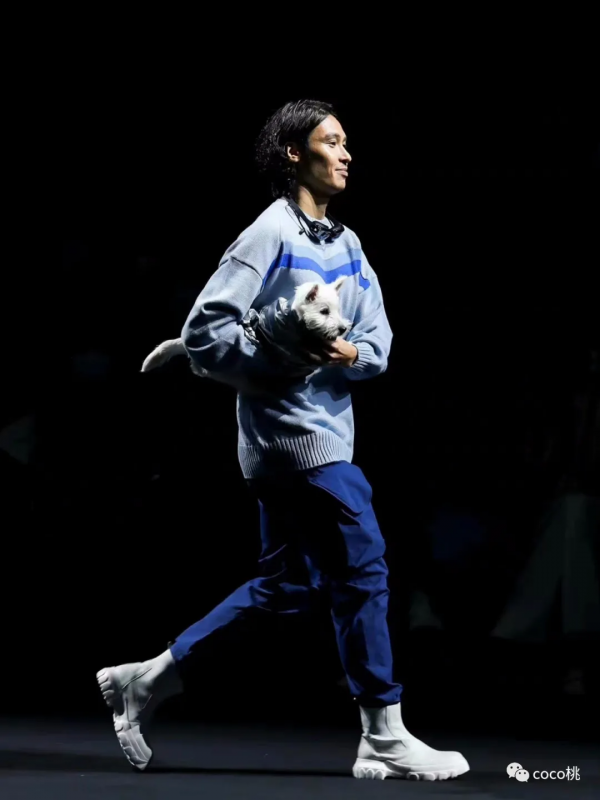 上海時裝週又開走了!真實鏡頭下的孫儷陳法蓉,臉還扛得住嗎? 上海時裝週又開走了!真實鏡頭下的孫儷陳法蓉,臉還扛得住嗎?