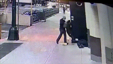 韓裔救助美國流浪漢，反遭搶劫毆打，55萬流浪人員成美國隱患