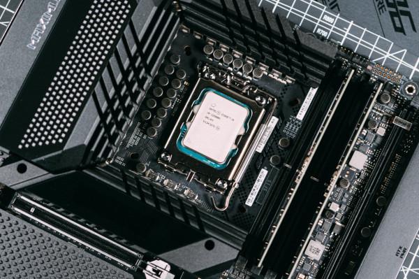 酷睿i9-12900K+ROG Z690 EXTREME首測：重返戰力之巔