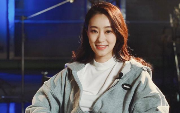 相比吳謹言小瀋陽的“趁熱打鐵”,張小斐才是真正的“人間清醒” 相比吳謹言小瀋陽的“趁熱打鐵”,張小斐才是真正的“人間清醒”