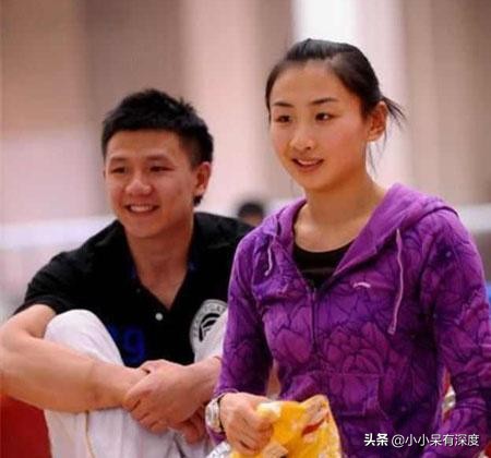 奧運冠軍陳一冰，與何雯娜有過一段戀情，今妻子漂亮女兒也很可愛