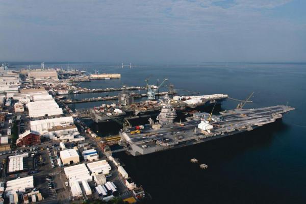 6艘航母同時施工，創下30年最高紀錄，美國造船廠也&OpenCurlyDoubleQuote;下餃子&rdquo;？