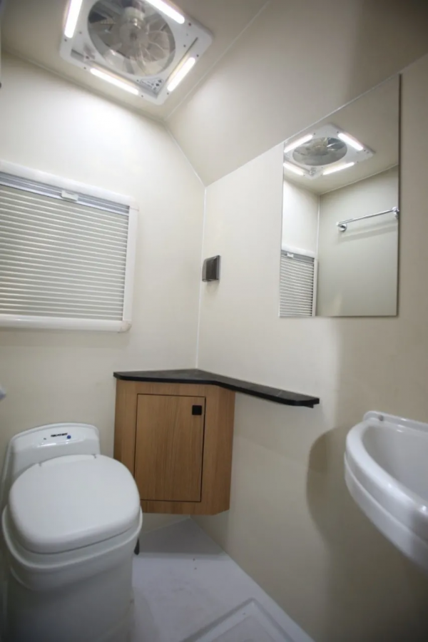 宇通T512拖掛尊享版 小身姿靈活暢行 適用性佈局 主打價效比和實用性