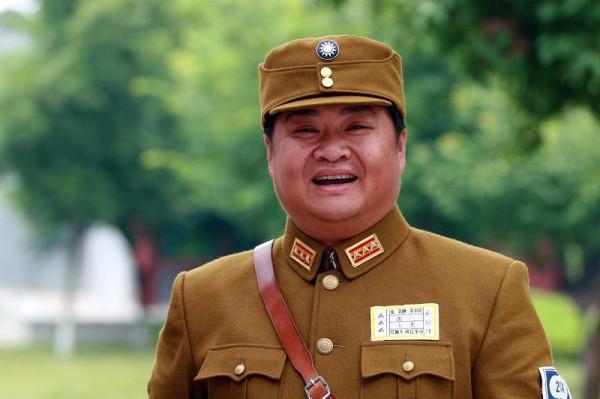 徐崢回憶大二脫髮困擾,笑稱歲月沒殺掉豬,10版豬八戒他最成功? 徐崢回憶大二脫髮困擾,笑稱歲月沒殺掉豬,10版豬八戒他最成功?