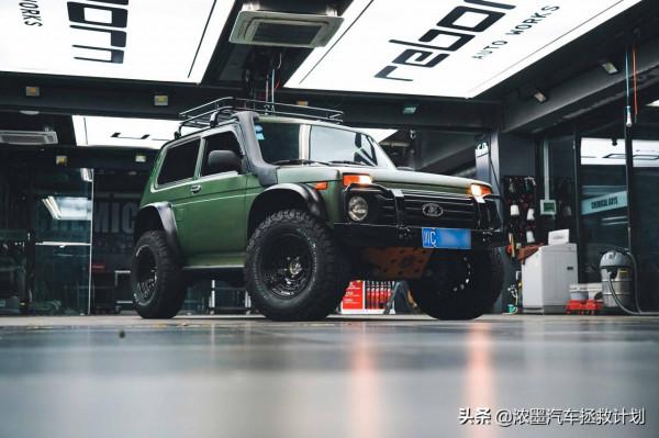 「分明稜角」整備一臺來自北國的拉達，解鎖下你心中的獨特小個性