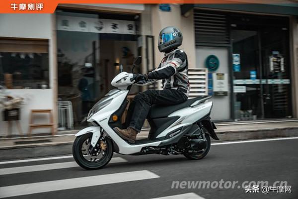 據說這是萬元內的都市型踏板典範?豪爵UCR125 據說這是萬元內的都市型踏板典範?豪爵UCR125