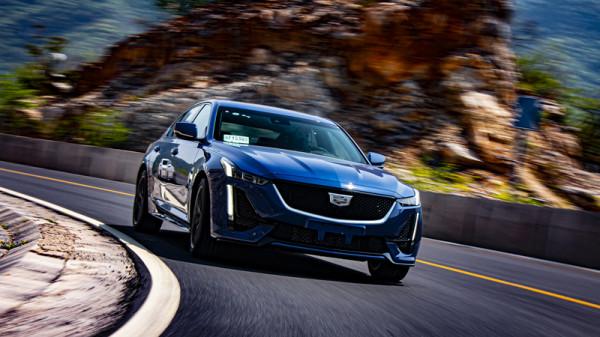 30萬買不一樣的中級轎車?車市清流、潛力股,看這幾款夠了! 30萬買不一樣的中級轎車?車市清流、潛力股,看這幾款夠了!