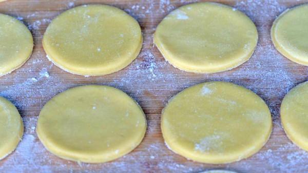 秋天，早餐要粗細結合，5款早餐餅，簡單省事味道好，鬆軟又營養