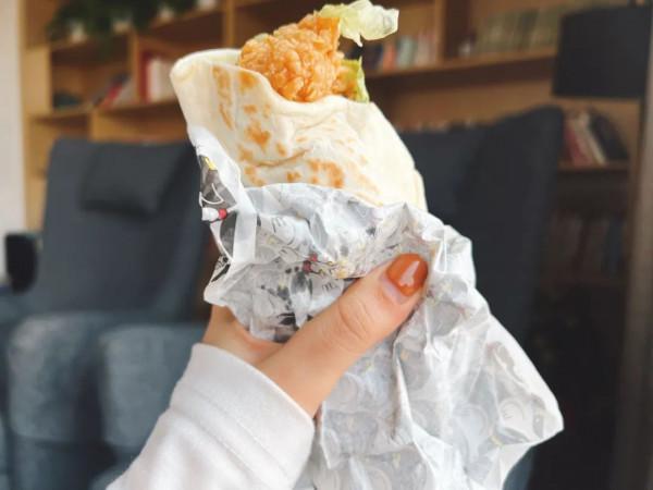 肯德基的周黑鴨漢堡，你猜是驚喜還是驚嚇？