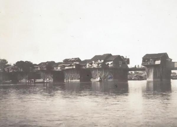 1400年曆史的古橋，藏在小鎮上，竟然還是中國古廊橋的孤例