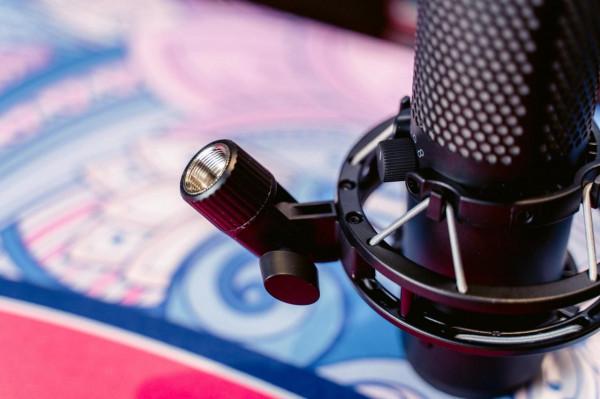 桌面麥克風的集大成者：HyperX 聲浪 S