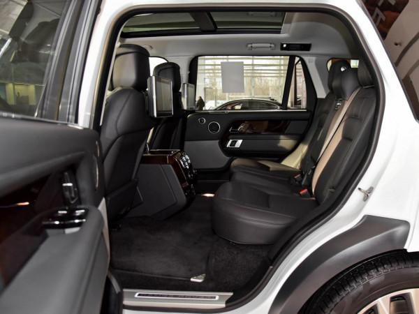 英國進口大型SUV,豪華行駛質感一流,實拍路虎攬勝 英國進口大型SUV,豪華行駛質感一流,實拍路虎攬勝