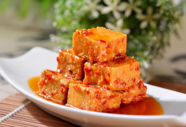 腐乳被稱為“東方乳酪”?對身體有益還是有害?看完長“姿勢”了 腐乳被稱為“東方乳酪”?對身體有益還是有害?看完長“姿勢”了