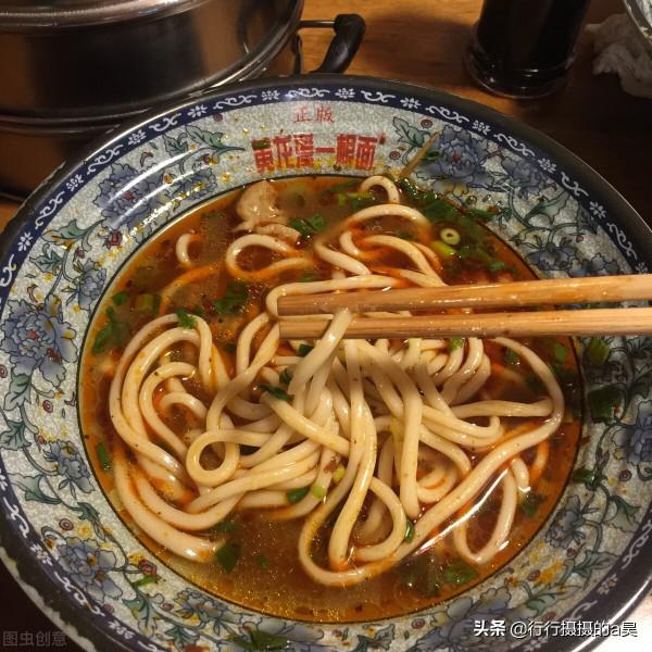 成都雙流25元一根面，曾經排隊2小時也要吃，如今為何門可羅雀？