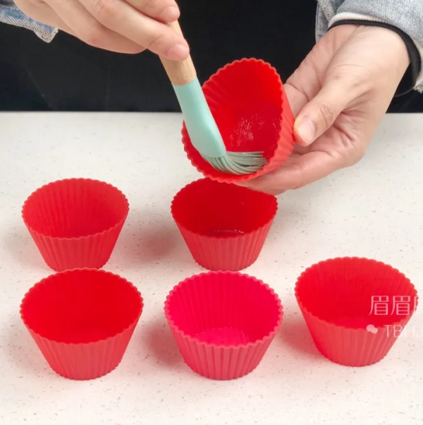 一碗大米一碗水,攪一攪蒸一蒸,甜甜糯糯滿屋飄香 一碗大米一碗水,攪一攪蒸一蒸,甜甜糯糯滿屋飄香