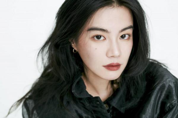 人前是巨星，人後是玩物？這些明星早就翻身成資本大佬了