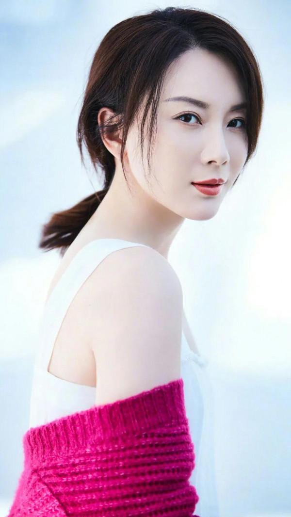 陳數：美麗大方，氣質優雅，盡顯女神魅力