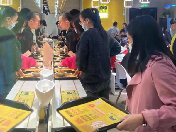 數字賦能餐飲，智慧麵館或成下一個風口！| 品類觀察