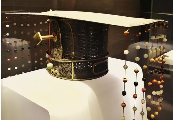 汝南王朱有爋：坑爹坑兄坑子坑弟，最後坑了一家子，並累及子孫