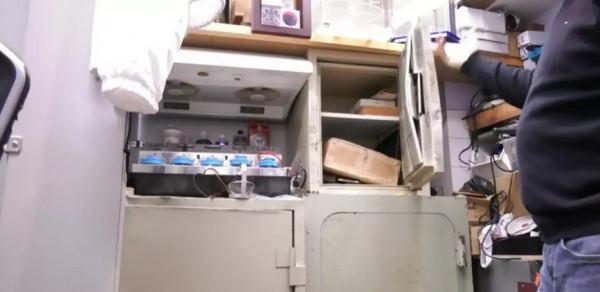 突發西島發生特大盜竊案,損失超$100萬!監控曝光手法堪比好萊塢 突發西島發生特大盜竊案,損失超$100萬!監控曝光手法堪比好萊塢