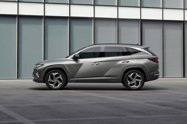 顏值即正義!是你你選誰?途勝L對比RAV4榮放 顏值即正義!是你你選誰?途勝L對比RAV4榮放