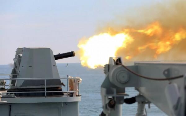 055型萬噸大驅攜帶112枚導彈，如若都被打光了該怎麼辦？無須擔心