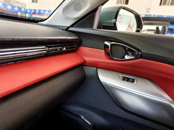 到店實拍寶駿Valli 空間不小配置不低 到店實拍寶駿Valli 空間不小配置不低