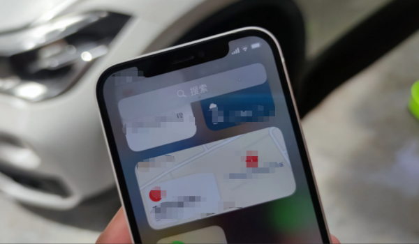 跟以往的蘋果手機比起來，iphone 13價格簡直就是“大跳樓”，這不