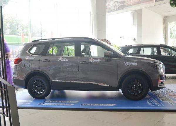 不足8萬起的中型SUV，入門就配2.0L動力，帶你看SWM斯威G05
