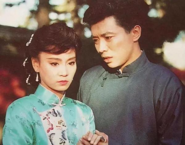 62歲劉雪華參加真人秀近況：孤身一人，無子無女，被劉德凱害慘了