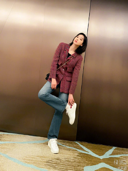 #宋茜冬日綠意隨拍# #宋茜說起風啦注意保暖#學起來給自己安排一套 #宋茜冬日綠意隨拍# #宋茜說起風啦注意保暖#學起來給自己安排一套