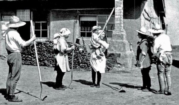 淞滬會戰：日軍誇口三個月佔領全中國，中國軍隊馳援上海前線抗日