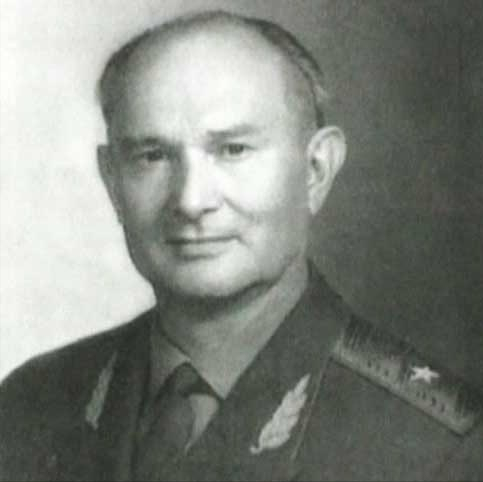 武官到底是什麼官,經常聽到駐某國武官 他到底是個多大的官? 武官到底是什麼官,經常聽到駐某國武官 他到底是個多大的官?