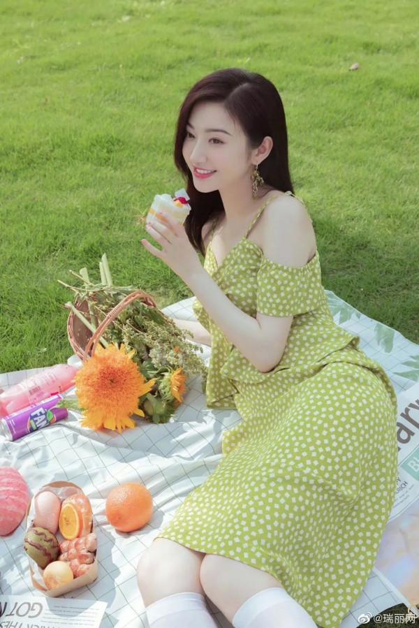 景甜到底是如何從悲傷蛙逆襲成人間富貴花的？