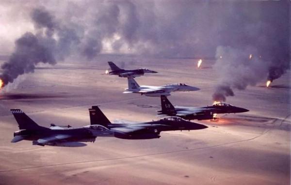 海灣戰爭有多震撼？美國出動6大航母戰鬥群，實力碾壓伊拉克