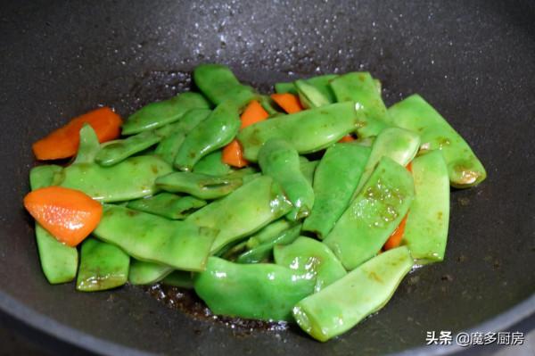 曬曬我家的晚飯,兩菜一湯吃得舒服,鄰居送的魚燒出來特受歡迎 曬曬我家的晚飯,兩菜一湯吃得舒服,鄰居送的魚燒出來特受歡迎