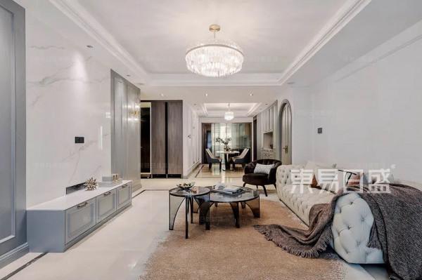 162㎡二居室 &vert; 當美式遇上輕奢，感受最純粹的時尚觸感