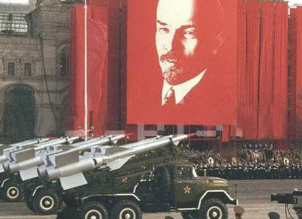 中國人的驕傲!1952年我國空軍擊落B29轟炸機,首戰告捷捍衛領空 中國人的驕傲!1952年我國空軍擊落B29轟炸機,首戰告捷捍衛領空